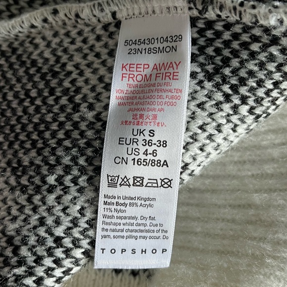 Topshop | NWT Oversized Animal Print Sweater | Size US 4-6 - Picture 8 of 9